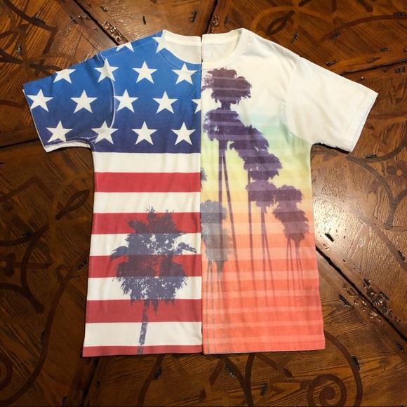 2 Men’s T-shirts - Picture 11 of 13